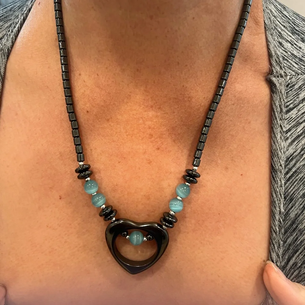Hamatite Blue Bead Open Heart Necklace Black - Picture 2 of 3